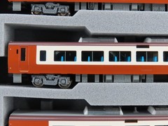N Scale Kato 10-2000 273 Series “Yakumo” Electric Passenger 8-Piece Set