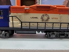 Lionel O Gauge 90th Anniversary GP-9 Diesel 1990