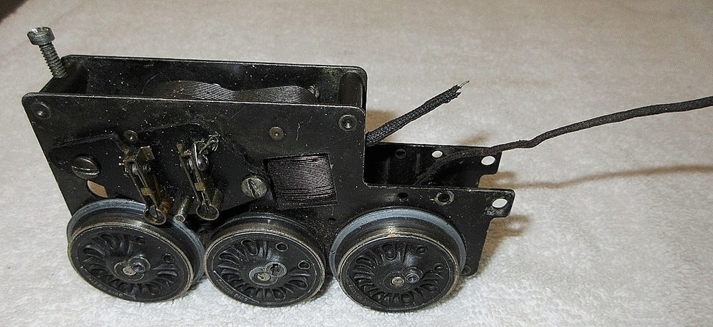 LTONEL #224E/$225E ORE WAR STEAMERS MOTOR ONLY.NICE