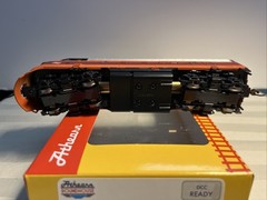 HO Scale Athearn Roundhouse Milwaukee Road F7A #109A DCC Ready TESTED