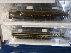 RAPIDO 23017 + 23018 ALCO PA-1 PAIR NEW HAVEN GREEN AS DELIVERED SILENT DC HO