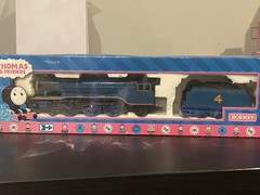 Hornby Thomas & Friends Gordon No. 4 OO Steam Locomotive w/ Tender R.3091