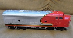 BACHMANN HO VINTAGE #307 SANTA FE F9 POWER A UNIT