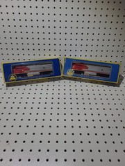 AHM Santa Fe HO Model Train 5028 Diesel Electric Locomotive set of 2, Tested