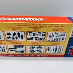 Life-Like Trains HO Scale Powered Locomotive Santa Fe Red Silver New