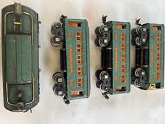 LIONEL PREWAR O GAUGE SET #296 ELECTRIC LOCOMOTIVE 253 & 2-607, 608 PASS. CARS