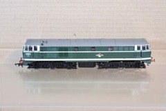 HORNBY R2240 DCC READY BR GREEN CLASS 31 DIESEL LOCOMOTIVE D5512 ol