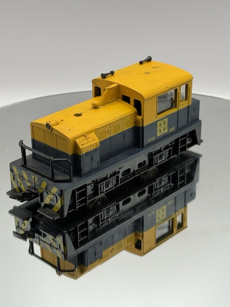 AHM HO Plymouth MDT Industrial Switcher Santa Fe ATSF #332