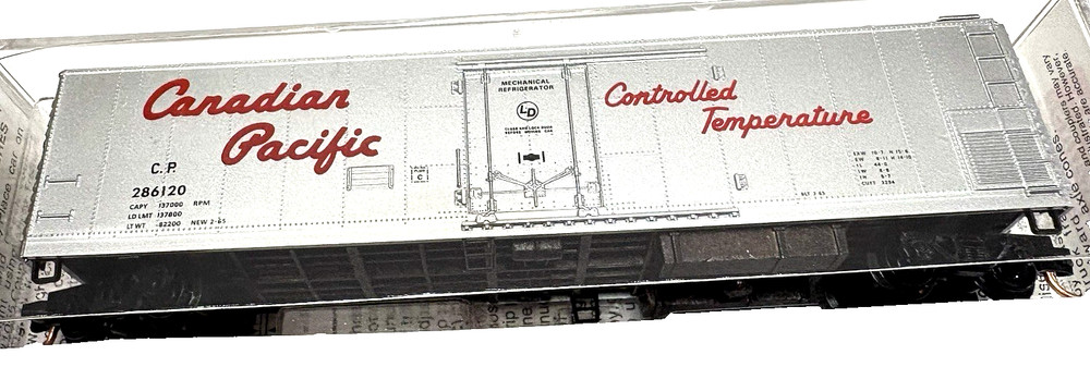 NEW Micro-Trains N-Scale Canadian Pacific 51′ Rivet Side Reefer(286120)