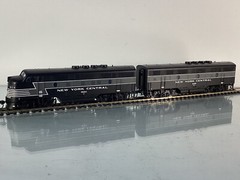 PROTO 1000 F3A/F3B New York Cental both Powered, Sndtraxx DCC w/ Snd, See discr.