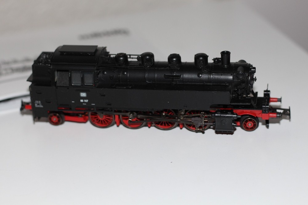 Marklin H0 BR 86 167 DB digital locomotive from starter set 29533