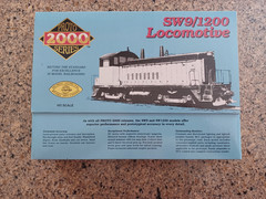 PROTO 2000 SERIES – HO – SW9/1200 – LOCOMOTIVE – NO.21132 – FEC (SW9) – #226