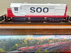 SOO LINE RS27 LOW HOOD ROAD SWITCHER LOCO DCC / “QUANTUM SOUND” HO Scale NEW OOP