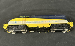 AHM Chesapeake & Ohio Locomotive #1845 HO, Penn Salt Tank, Great Northern Log Ca