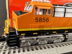 LIONEL BNSF LEGACY ES44 #5856