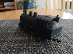 Vintage HO scale Revell Union Pacific Omaha 0-6-0 Steam Locomotive with smoke #2
