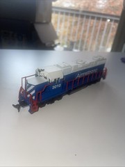 HO Scale Armstrong GP38-2 Diesel Locomotive #3010 – Blue/White/Red – Promotional