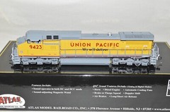 HO scale locomotive train Atlas Union Pacific RR GE -8-40CW DCC SOUND