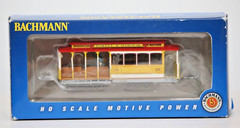 NIB Bachmann HO Yellow & Red – Cable Car with Grip Man 60538 New Trolley