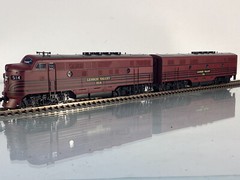 PROTO 1000 F3A/F3B LEHIGH VALLEY BOTH POWERED, Soundtraxx DCC w/ Snd in A unit