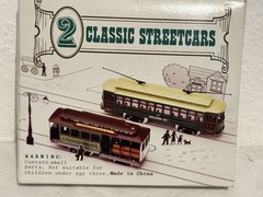 2 HO Scale Train Classic Streetcars Powell & Mason #4 & Desire Street #463 NIB