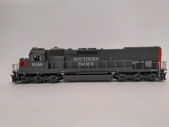 Athearn RTR HO, SD45T-2 Tunnel Motor, Southern Pacific SP 9348, DCC Ready