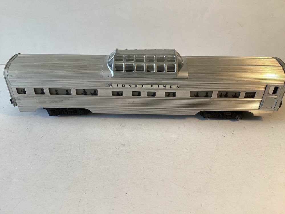 Lionel Train 2532 O Gauge Aluminum Passenger Car Cleaned & Restored See Descript