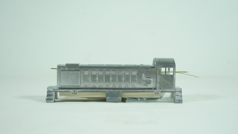 Cary Locomotive Works HO Scale Alco S-2 S-4 Metal Diesel Body Kit NEW B721