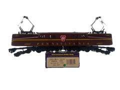 Ho Scale IHC M9654 GG1 Pennsylvania Tuscan Red 1 Stripe Locomotive