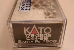 Kato N Scale C44-9W Diesel Engine Santa Fe #606