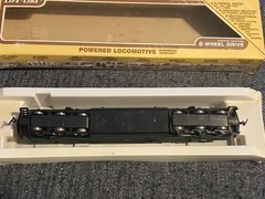 Life-Like HO Scale Pennsylvania Diesel Locomotive #1473 – 8-Wheel – Headlight