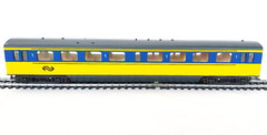 Lima HO 1:87 Dutch NS Railways MAT 54 DOGHEAD INTERCITY Multiple Unit + 2 Extra!
