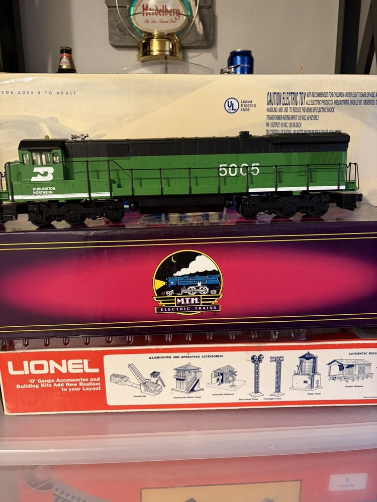 MTH 5005 General Electric C30-7 Burlington Northern w/Protosound LN