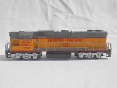 Life-Like HO Union Pacific 2007 Gray Yellow Engine Locomotive We Can Handle It