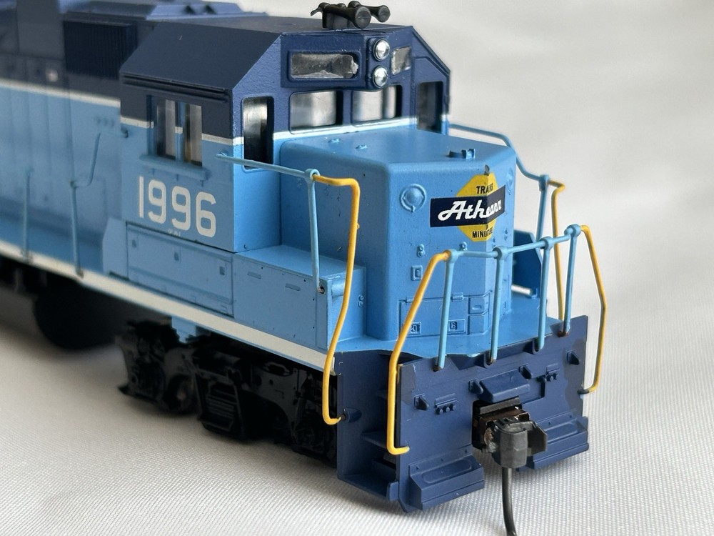 Athearn Special Edition HO RTR #2212 GP38-2 Powered Diesel