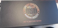 SCALETRAINS MUSEUM QUALITY EMD DEMO SD45X #4203 DCC/SND SXT70108 – READ
