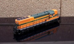 Great Northern Railway Railroad SD-7 Powered Locomotive #568 HO Scale
