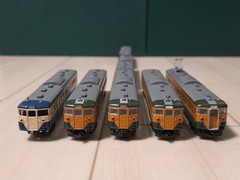 NGauge (Poor Condition) KATO 113 Series 2000s (Shonan Color) + Bonus