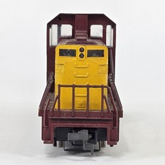 HO Scale Mehano Rock Island #415 Center Cab Switcher