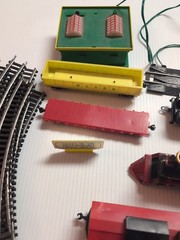 Marx Battery Operated Valley Express HO Train with track Tested