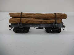 MDC Roadhouse Mythical Empires Climax 2787 Campbell Lumber + 4 Kadee Log Cars