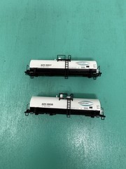 Atlas N – Kaolin Tank Cars – No Trucks No Package – Freeport ACFX Set Of 2