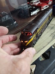 HO SCALE AHM Tempo Pennsylvania #9506 Locomotive 1141 Powered &Lights