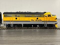 Oriental Limited HO Brass F9AB Diesel Locomotive Set D&RGW Factory Painted/LNIB!