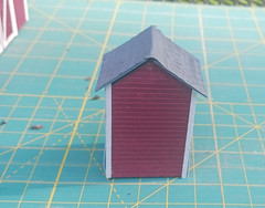 O SCALE Micro Scale Models Tractor Shed &Tool Shed & Outhouse (3) Assembled