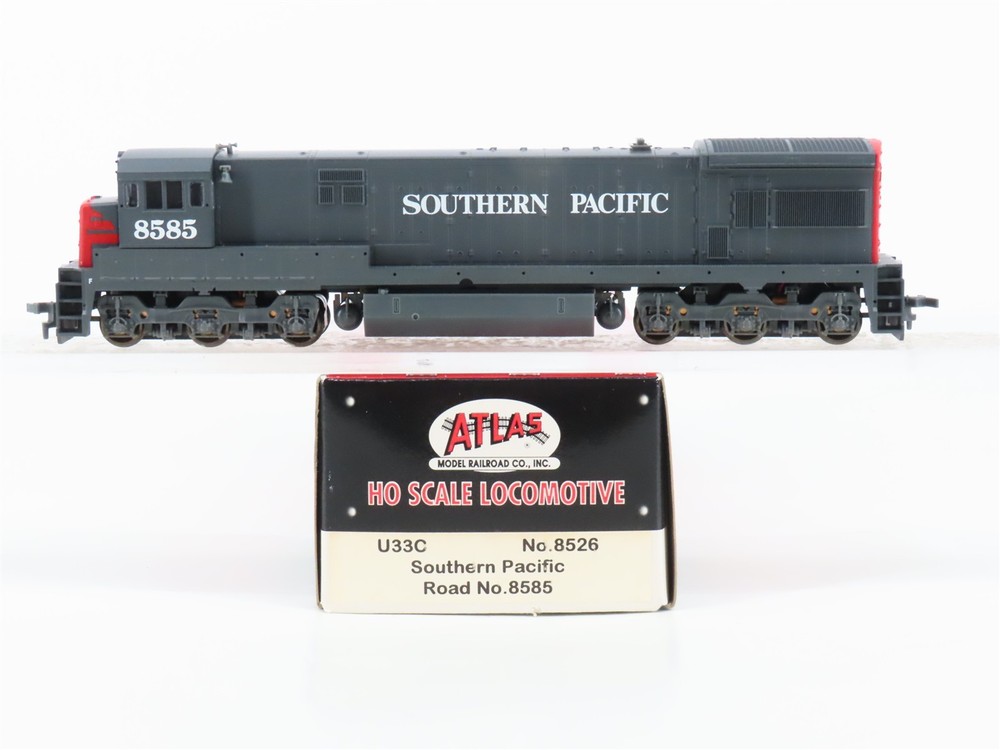 HO Scale Atlas 8526 SP Southern Pacific U33C Diesel Locomotive #8585