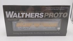 Walthers 920-42377 HO Union Pacific AB Diesel Locomotive Set 961/961B W/DCC
