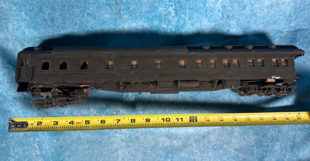 Vintage Union Pacific O Scale Passenger Car Olive Missing Some Wheels 20” Long!