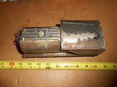 O/O-27 Lionel 263w whistle tender. as is for parts for repair.