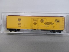 MICRO-TRAINS-#69050-R.M.D.X.-50′ REEFER #352-LOT B- N SCALE